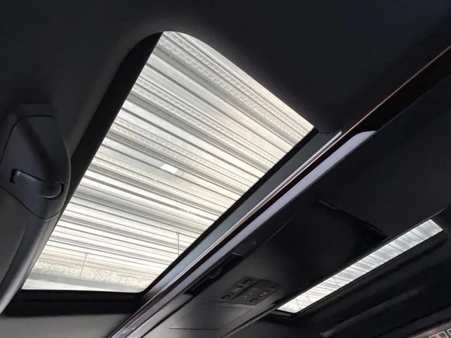 Toyota ALPHARD Z photo 3