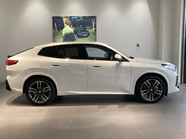 Bmw BMW iX2 xDrive30　Mスポーツ photo 3
