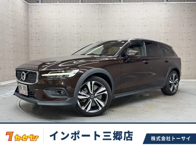 Volvo VOLVO V60 CROSS COUNTRY T5　AWD　プロ 2020