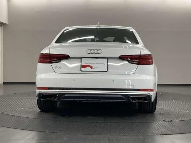 Audi AUDI A4 35　TFSI　マイスターシュトュック photo 4