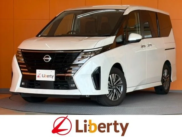 Nissan SERENA WG e−POWER　ハイウェイスター　V 2025
