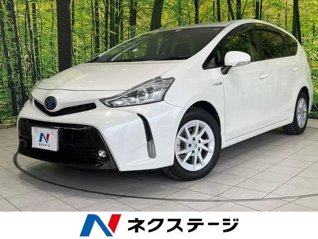 Toyota PRIUS Alpha G 2019