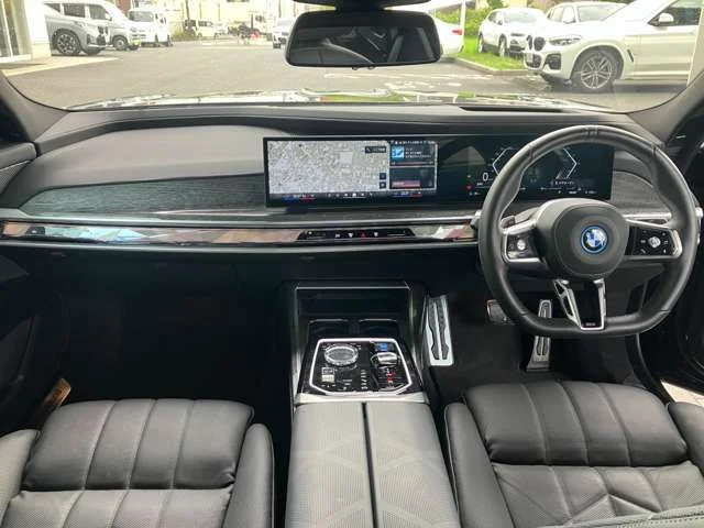 Bmw BMW i7 xドライブ60　Mスポーツ photo 2