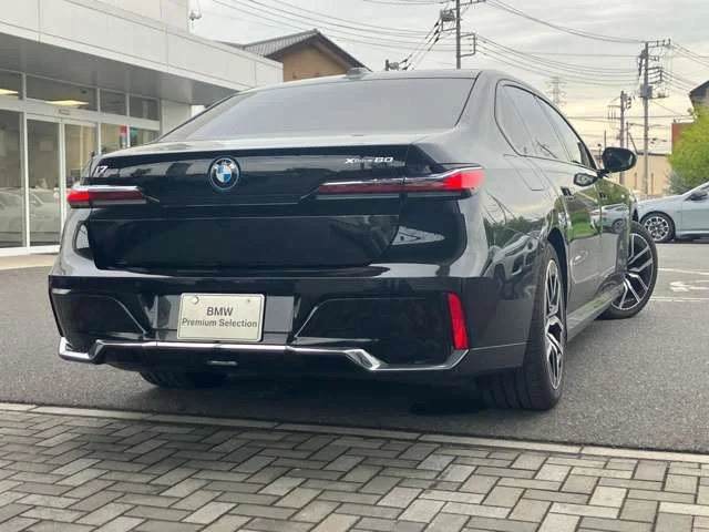 Bmw BMW i7 xドライブ60　Mスポーツ photo 3