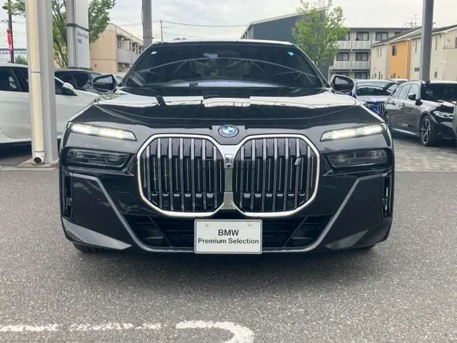 Bmw BMW i7 xドライブ60　Mスポーツ photo 4