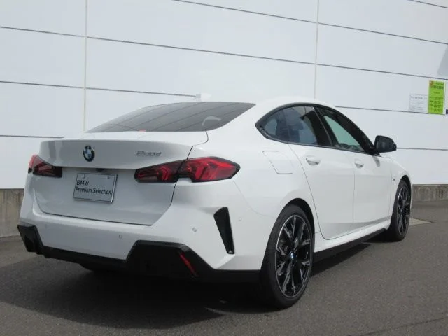 Bmw BMW 2series Gran coupe 220d　Mスポーツ photo 2
