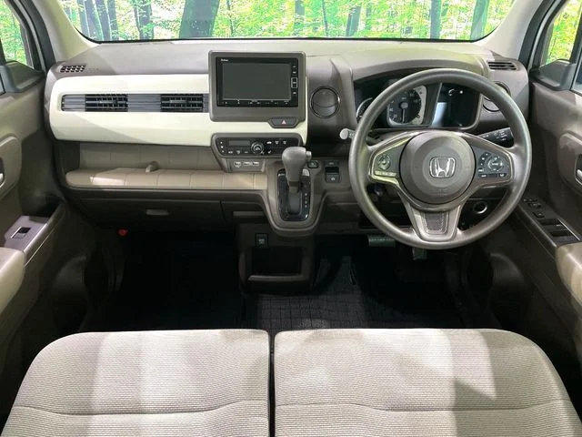 Honda N-WGN L photo 2
