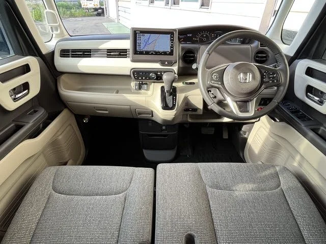 Honda N BOX 4WD G・Lターボ　Honda　SENSING photo 2