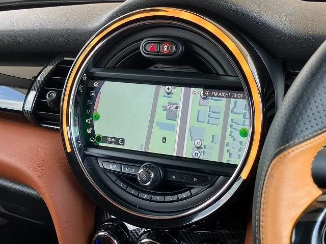 Bmw MINI COOPER SD ベースグレード photo 3