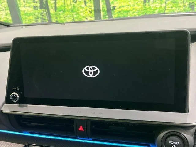 Toyota PRIUS Z photo 4
