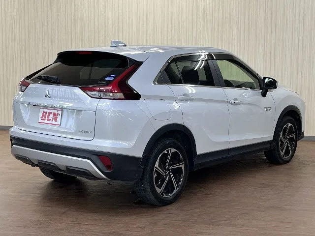 Mitsubishi ECLIPSE CROSS PHEV PHEV photo 3