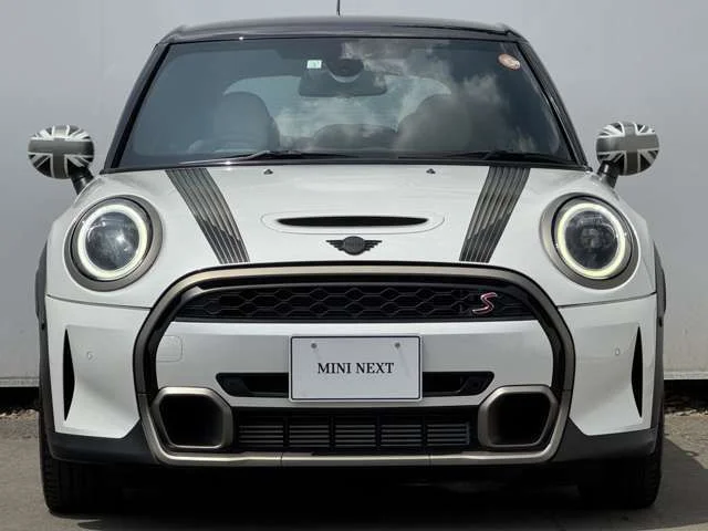 Bmw MINI COOPER S 5DOOR レゾリュート　エディション photo 4