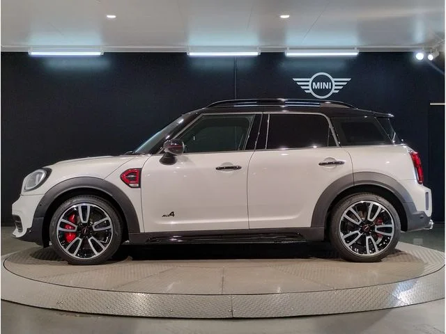 Bmw MINI CROSSOVER ジョンクーパーワークス photo 3