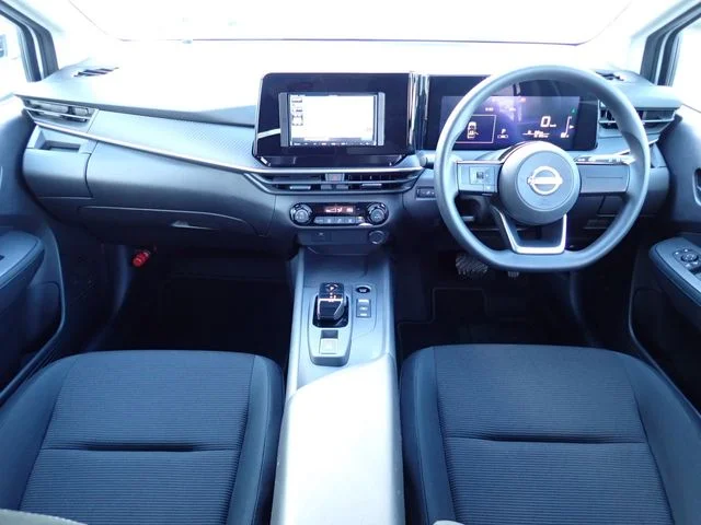 Nissan NOTE S photo 2