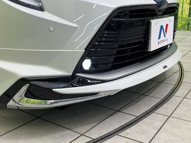 Toyota COROLLA TOURING HYBRID W×B photo 3