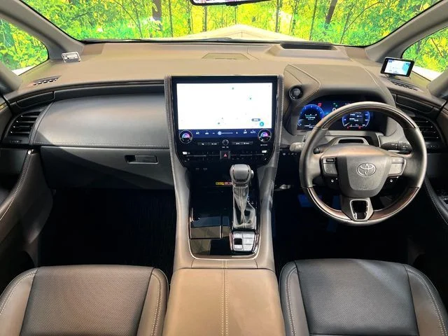 Toyota ALPHARD Z photo 2