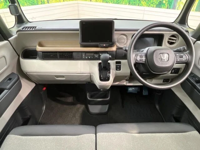 Honda N BOX ベースグレード photo 2