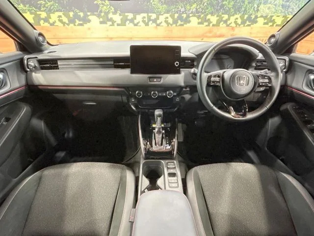 Honda VEZEL e:HEV RS photo 2