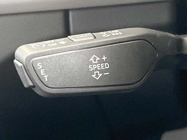 Audi AUDI Q5 40　TDI　クワトロ　Sライン photo 4
