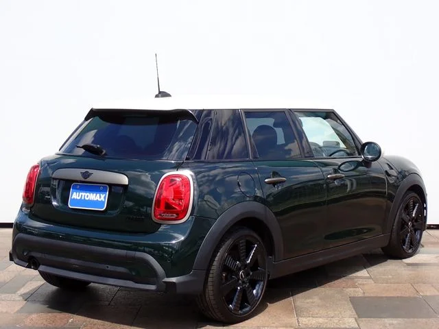Bmw MINI COOPER 5DOOR レゾリュート　エディション photo 3
