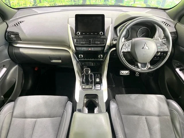 Mitsubishi ECLIPSE CROSS PHEV P photo 2