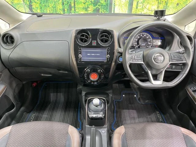 Nissan NOTE e−POWER　メダリスト photo 2