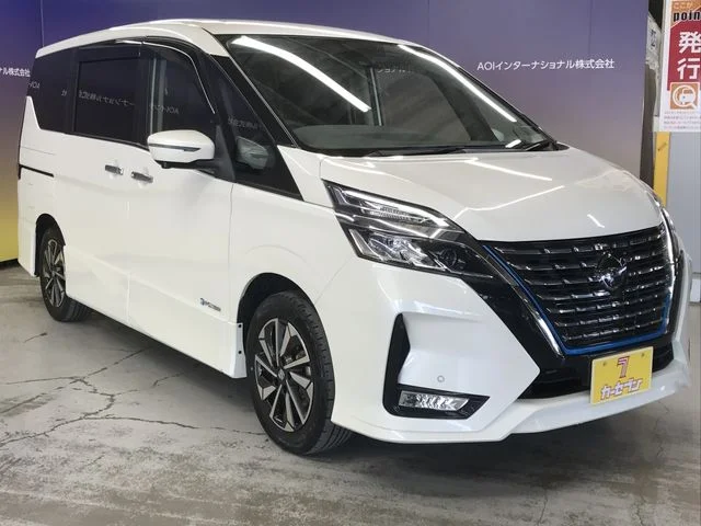 Nissan SERENA WG e−POWER　ハイウェイスター　G photo 2