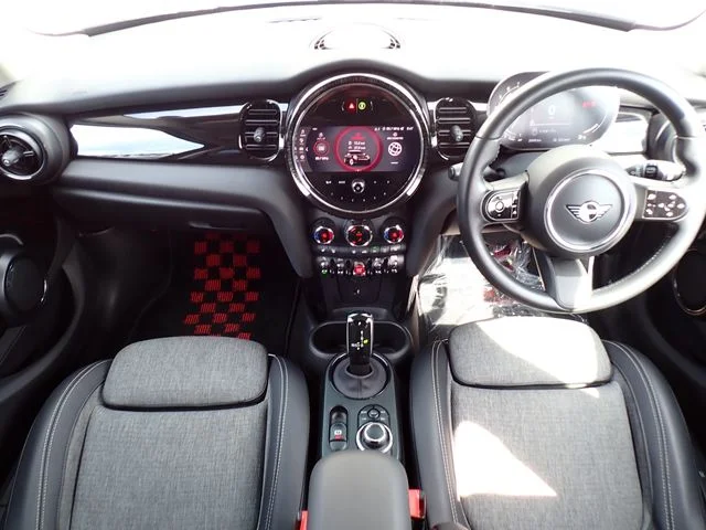 Bmw MINI COOPER S 5DOOR ベースグレード photo 2