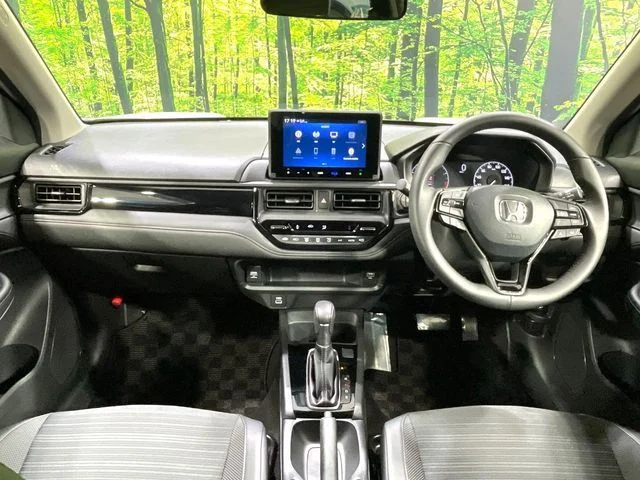 Honda WR-V Z＋　ブラックスタイル photo 2