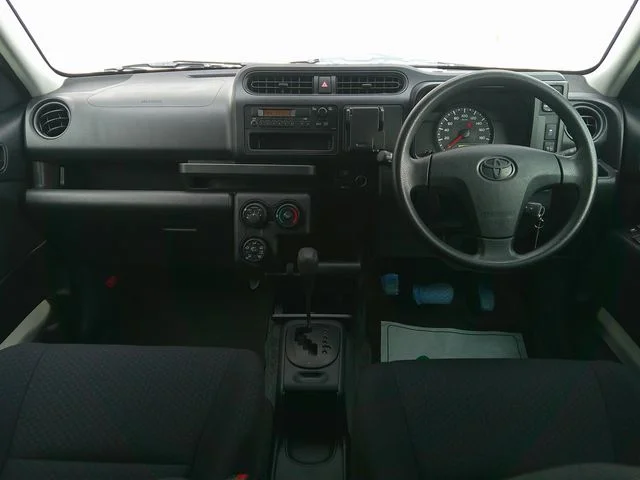Toyota PROBOX van 4WD G photo 2
