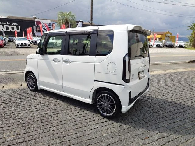 Honda N BOX CUSTOM ターボ photo 4