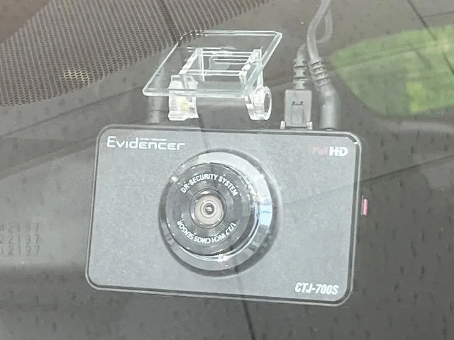 Toyota C-HR G　ハイブリッド photo 4