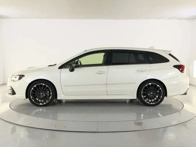 Subaru LEVORG 1．6STIスポツアイサイトブラックセレ photo 3