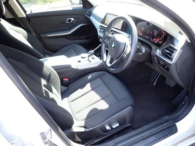 Bmw BMW 3series sedan 318i photo 2