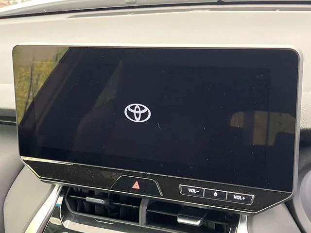 Toyota HARRIER 2WD G photo 4