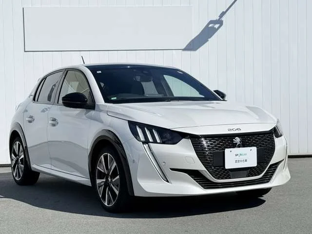 Peugeot PEUGEOT 208 GTライン photo 2