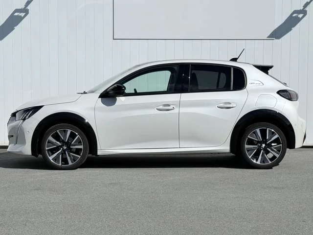 Peugeot PEUGEOT 208 GTライン photo 3