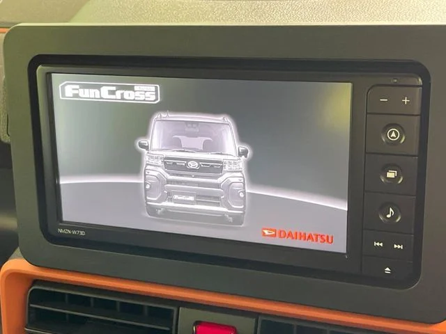 Daihatsu TANTO FAN CROSS ベースグレード photo 3