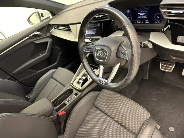 Audi AUDI A3 SPORTBACK 30　TFSI　Sライン photo 2