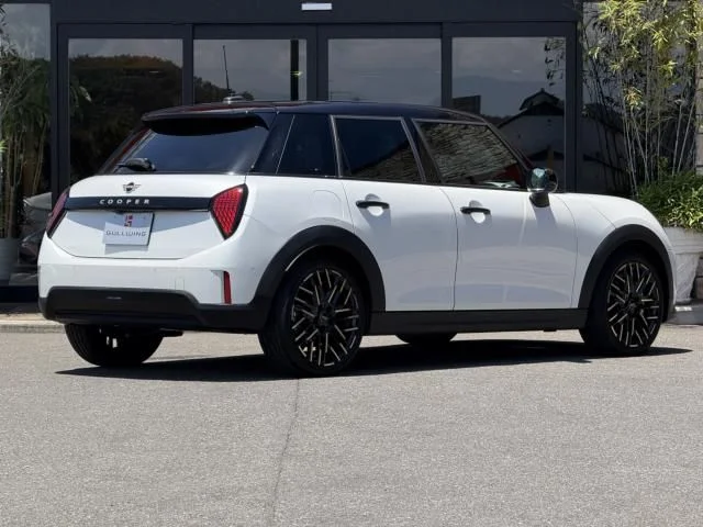 Bmw MINI COOPER 5DOOR C photo 3