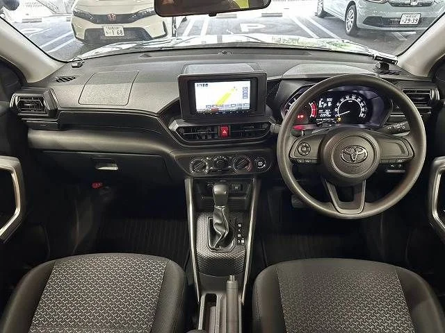 Toyota RAIZE X photo 2