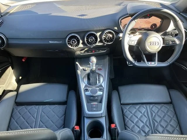 Audi AUDI TTS coupe ベースグレード photo 2