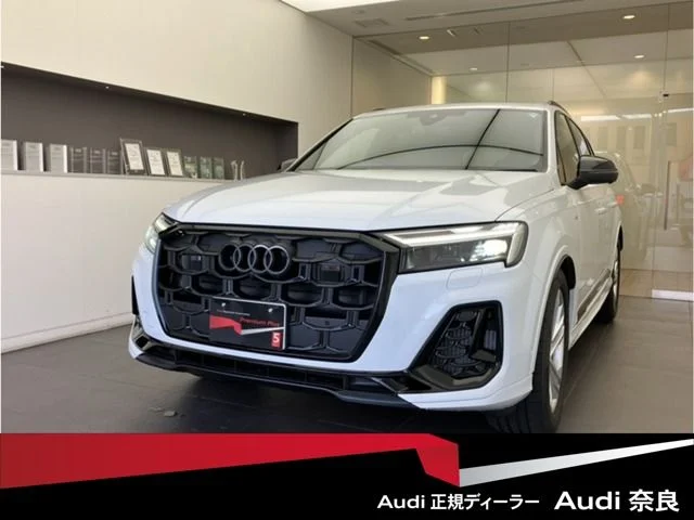 Audi AUDI Q7 55　TFSI　クワトロ　Sライン 2026