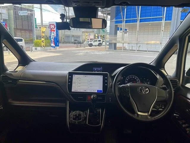 Toyota ESQUIRE Gi photo 3