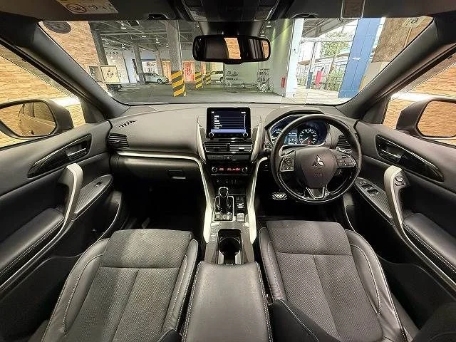 Mitsubishi ECLIPSE CROSS PHEV P photo 2