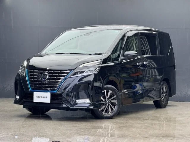 Nissan SERENA WG e－POWER　HスターVアーバンクロム 2021