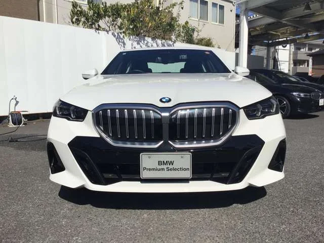 Bmw BMW 5series sedan 523d　xDrive　Mスポーツ photo 4