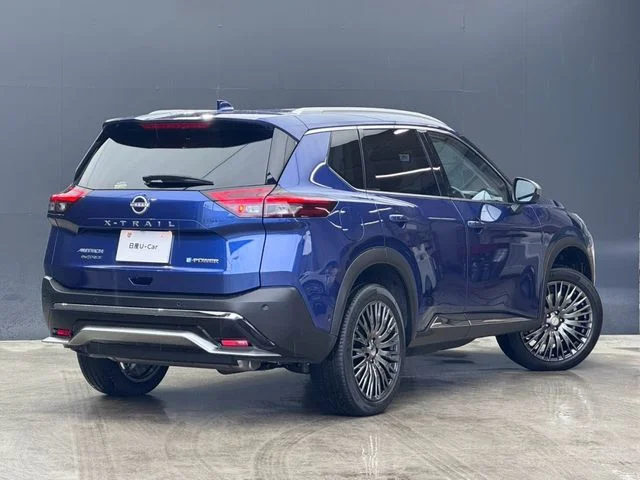 Nissan X-TRAIL HYBRID 4WD オーテックe−4ORCE　アドバンスドP photo 2
