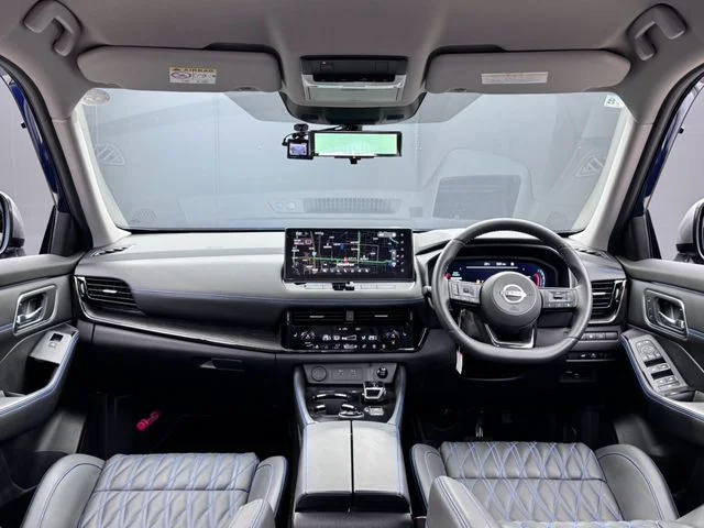 Nissan X-TRAIL HYBRID 4WD オーテックe−4ORCE　アドバンスドP photo 3