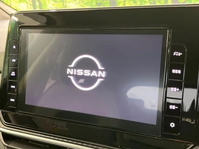 Nissan NOTE 4WD S　FOUR photo 3